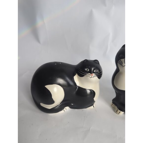 Cat Salt and Pepper Shakers by Sakura Black and White Warren Kimble - Picture 2 of 6